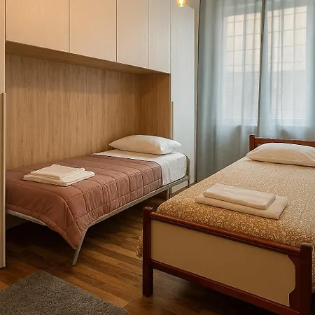 J&r House - Centro Stazione Aeroporto *